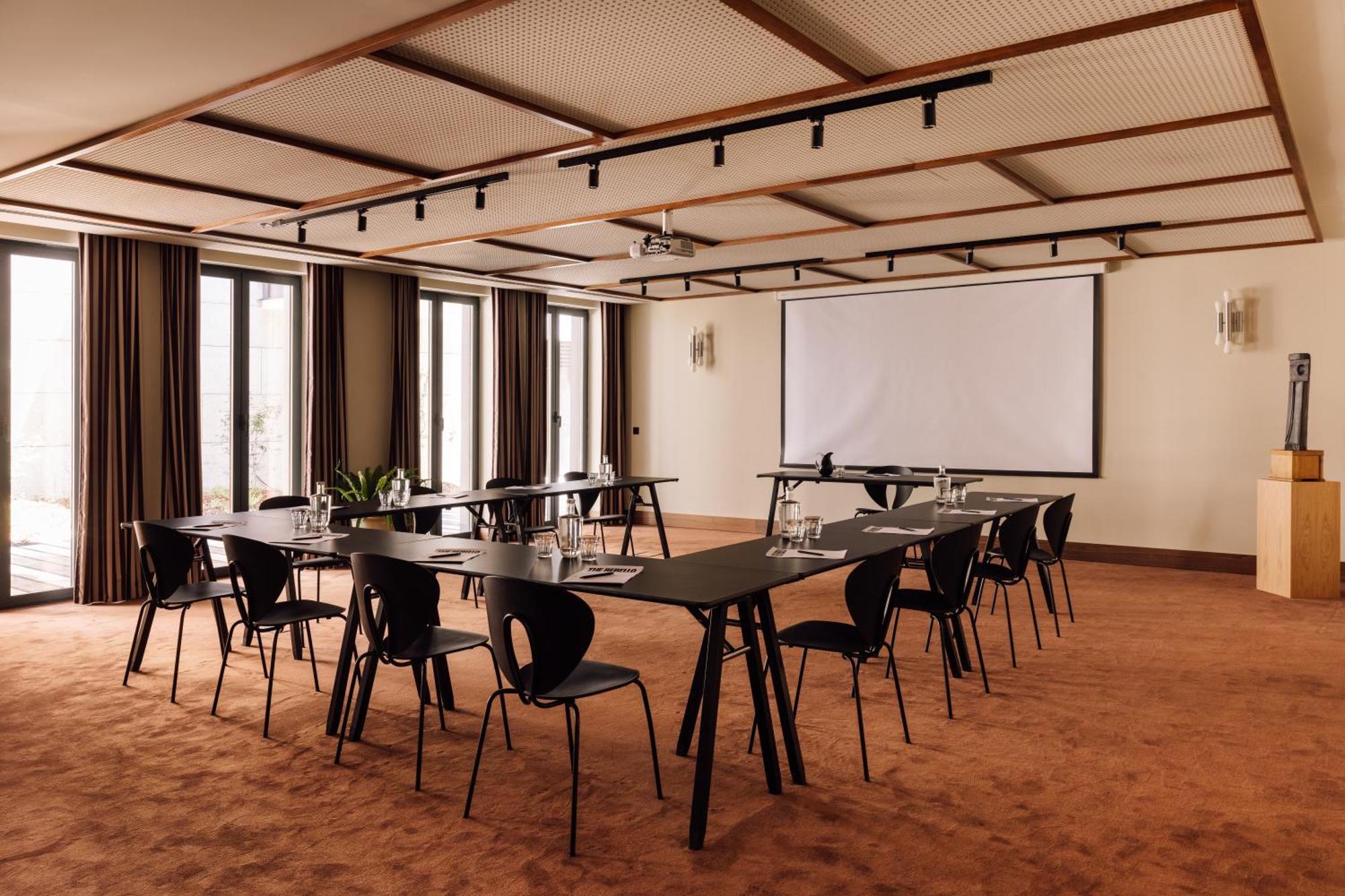 The Rebello Hotel & Spa - Small Luxury Hotels Of The World Vila Nova de Gaia Exterior photo Meeting room